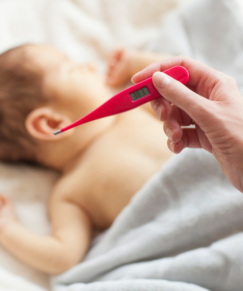 La febbre alta nei bambini: cause, sintomi e gestione