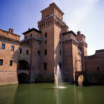Ferrara: Un Gioiello del Rinascimento Italiano