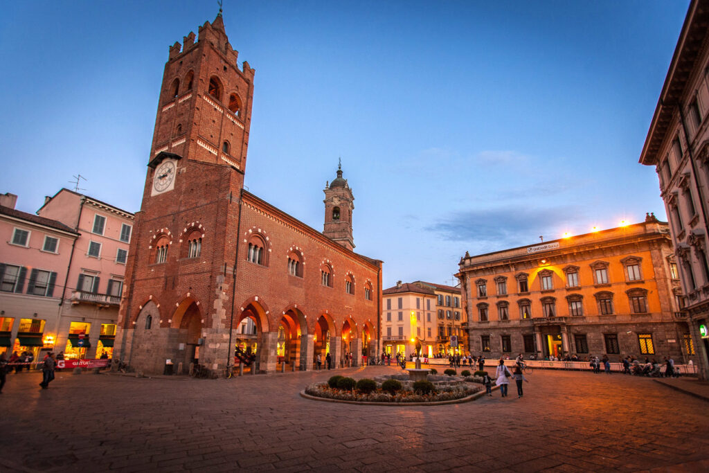 Monza: Un Gioiello di Storia, Cultura e Natura nel Cuore della Lombardia