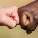 Il Razzismo: Una Sfida Globale e Persistente