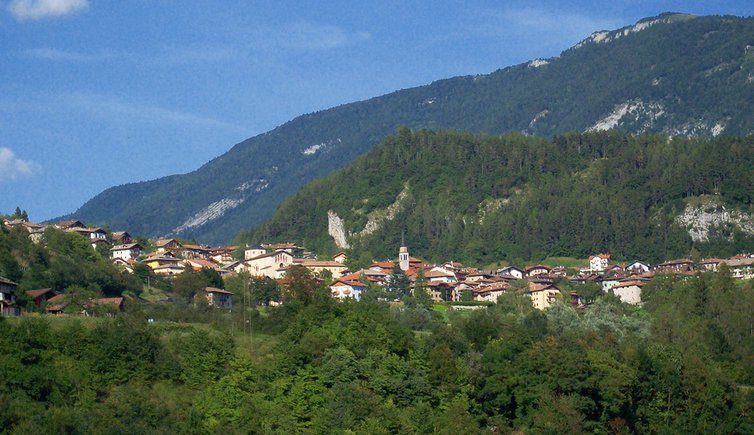 San Lorenzo in Banale: Un Tesoro Nascosto nelle Dolomiti di Brenta