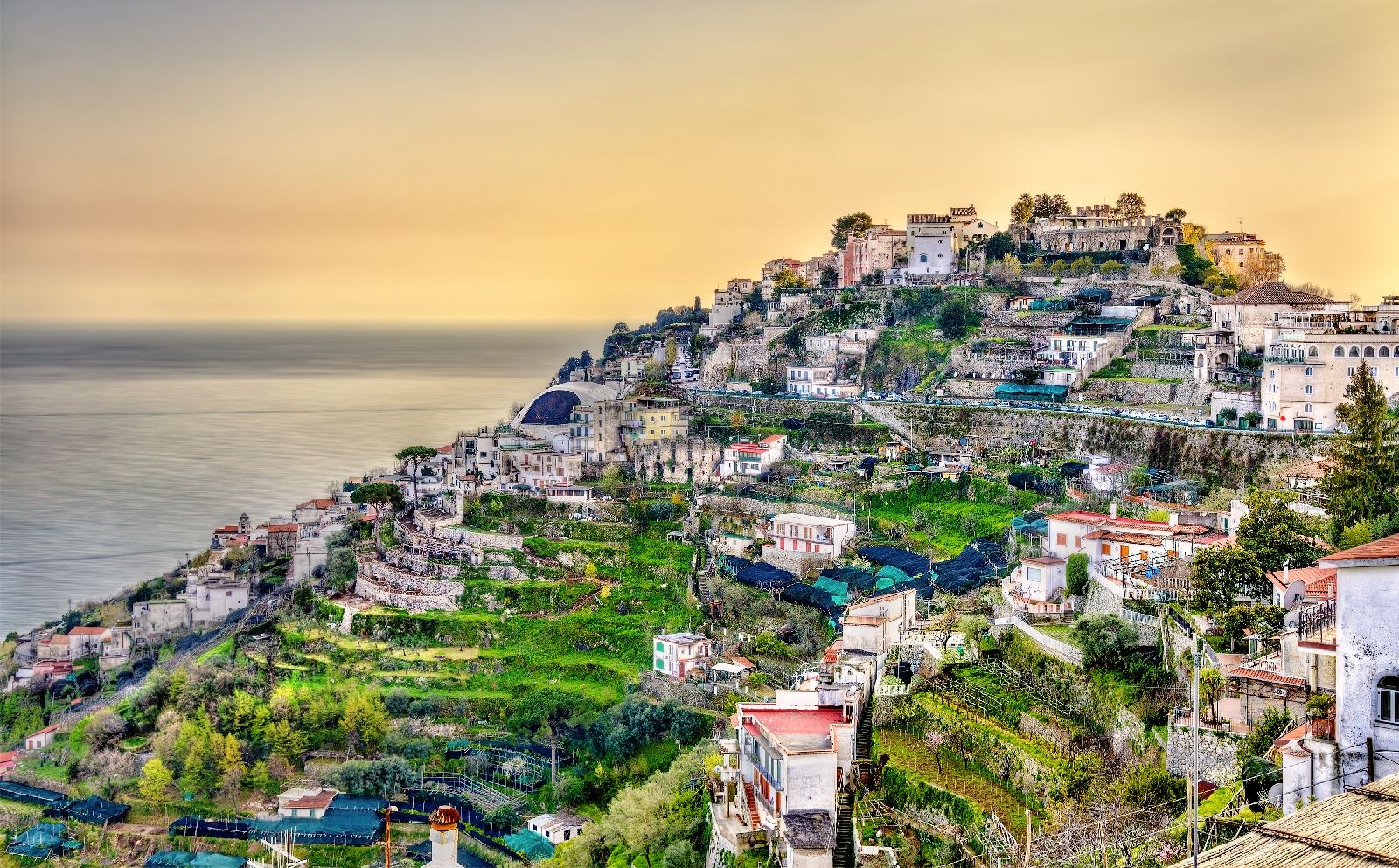 Ravello: Un Gioiello Sospeso tra Cielo e Mare
