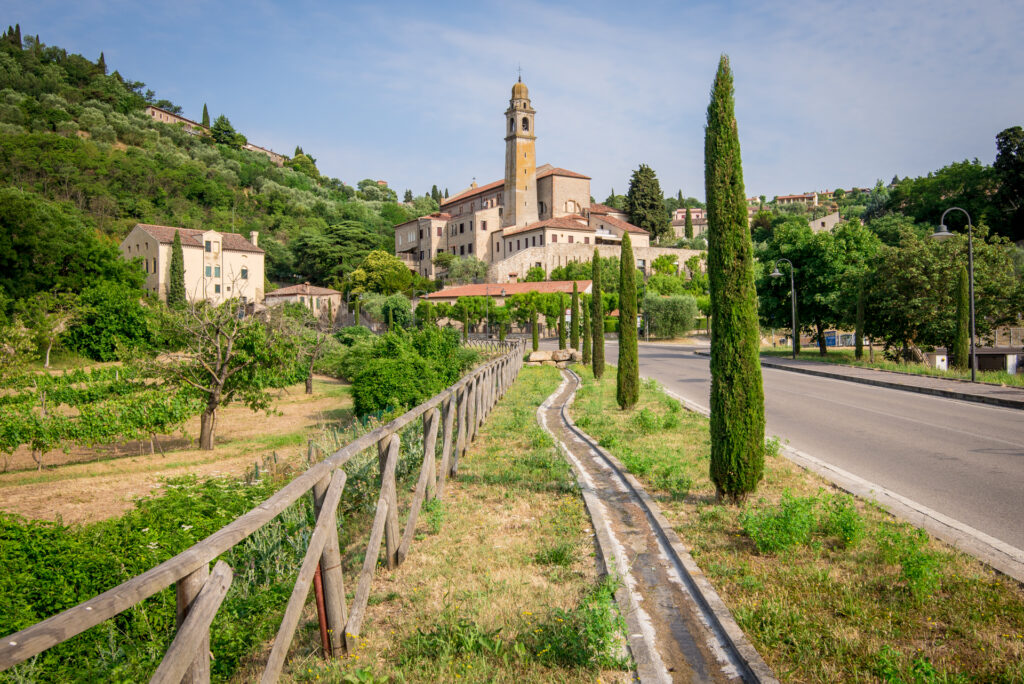Arquà Petrarca: Un Viaggio nel Cuore del Medioevo e della Poesia