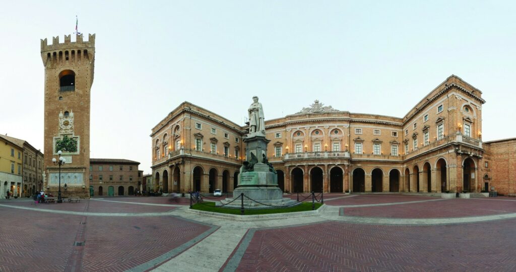Recanati: Un Tesoro di Cultura e Poesia nel Cuore delle Marche