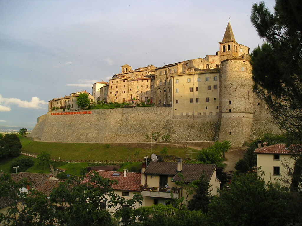 Anghiari: Un Gioiello Medievale nel Cuore della Toscana